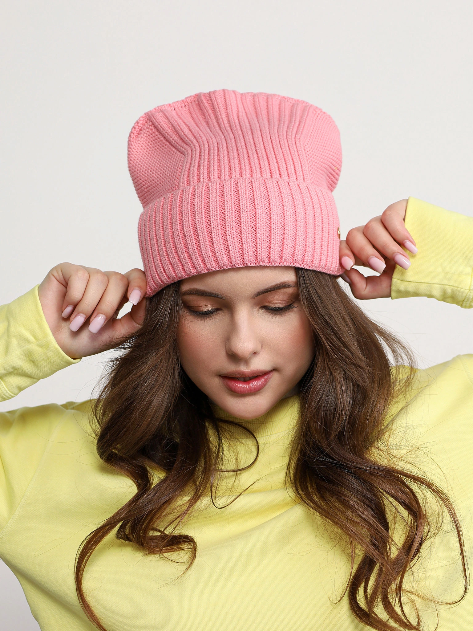 Шапка-бини из смесовой вискозы с отворотом в ассортименте